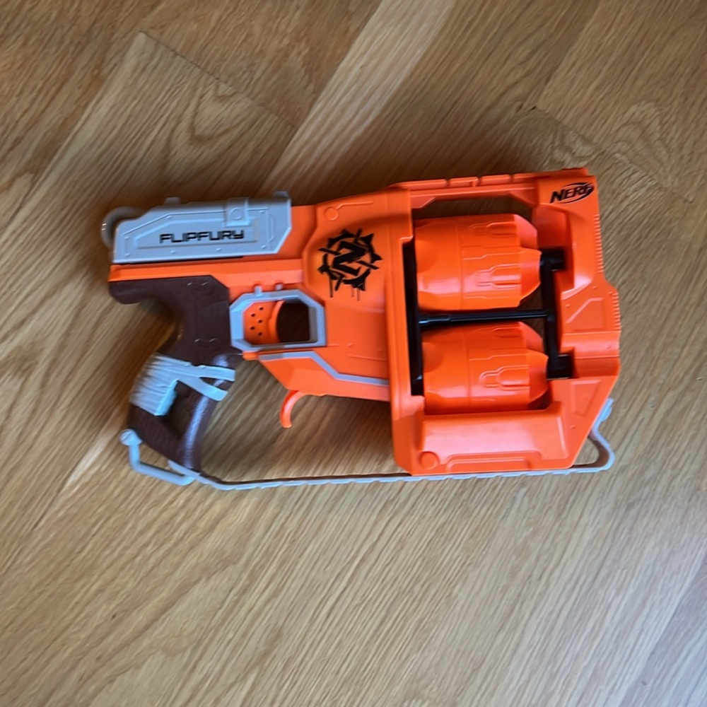 Nerf Zombie Strike FlipFury Blaster
